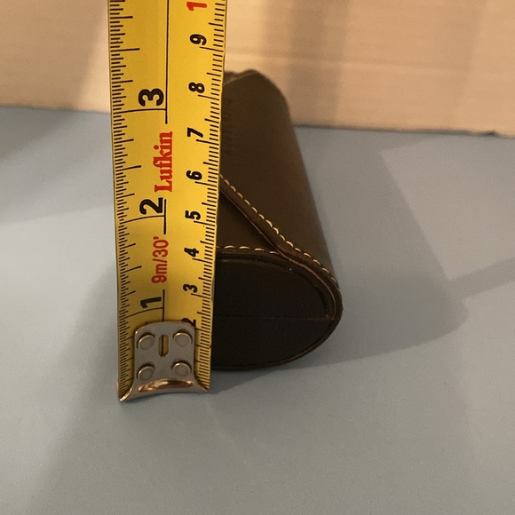 Ellen Tracy Brown Eyeglass Case ( 3 ) - Picture 6 of 6